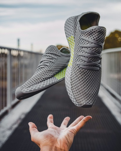 Fast running shoes